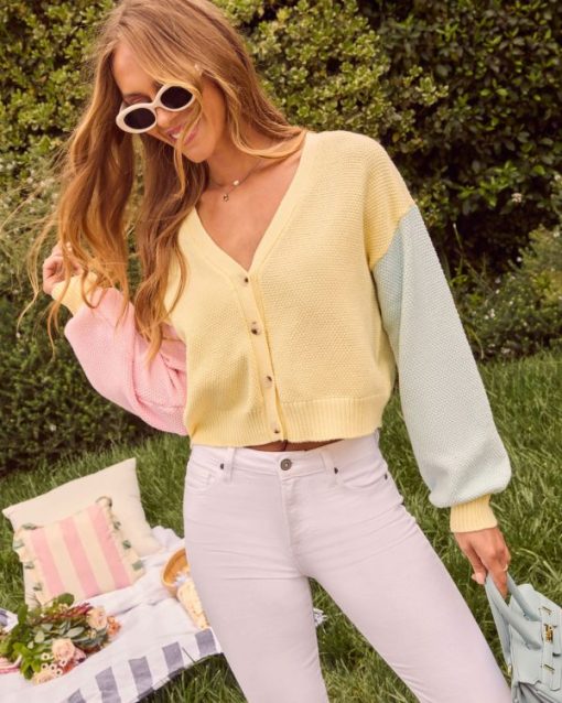 Theoutfitmarket.shop0c45ca507e 5