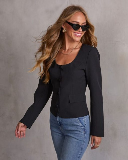 Theoutfitmarket.shop14c26f12d7 4