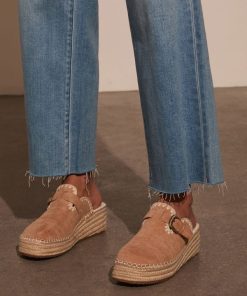 Theoutfitmarket.shop1761d6455e 1