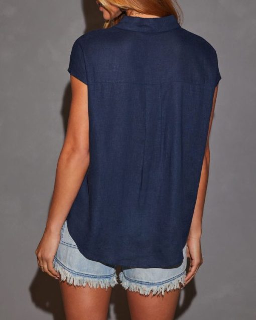 Theoutfitmarket.shop1f8d6fc1ec 4