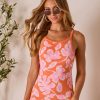 Theoutfitmarket.shop2004199652 2