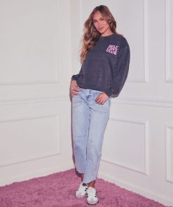 Theoutfitmarket.shop2301a3a97f 2
