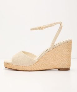 Theoutfitmarket.shop2ac3cab2d6 2