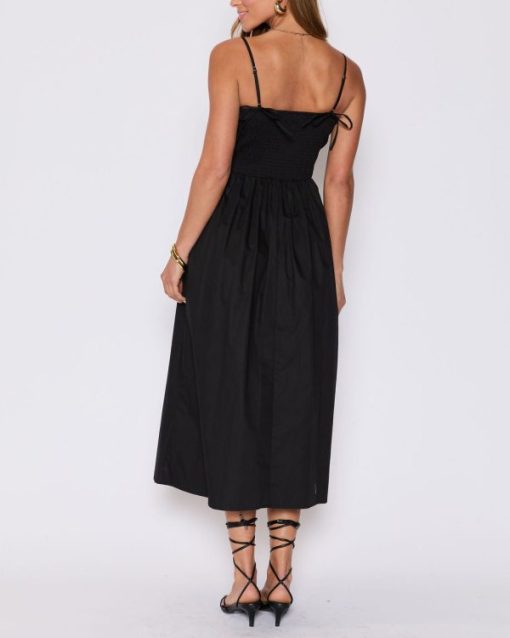 Theoutfitmarket.shop2b3682e062 7