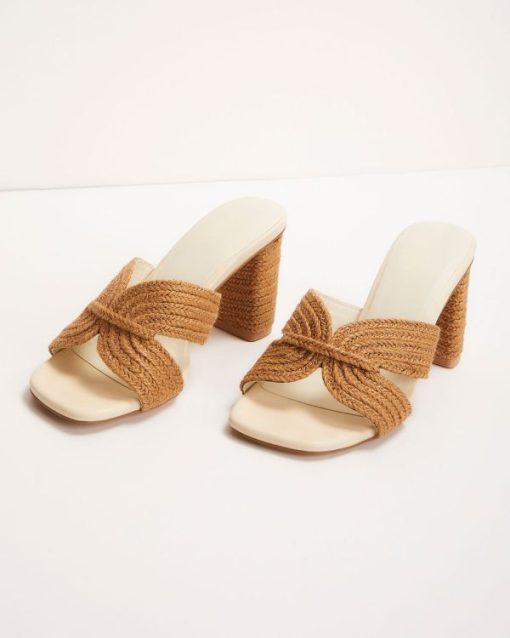 Theoutfitmarket.shop35f368b2dd 3