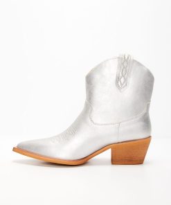 Theoutfitmarket.shop3731c0651b 1