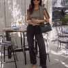 Theoutfitmarket.shop383e8e43b4 2