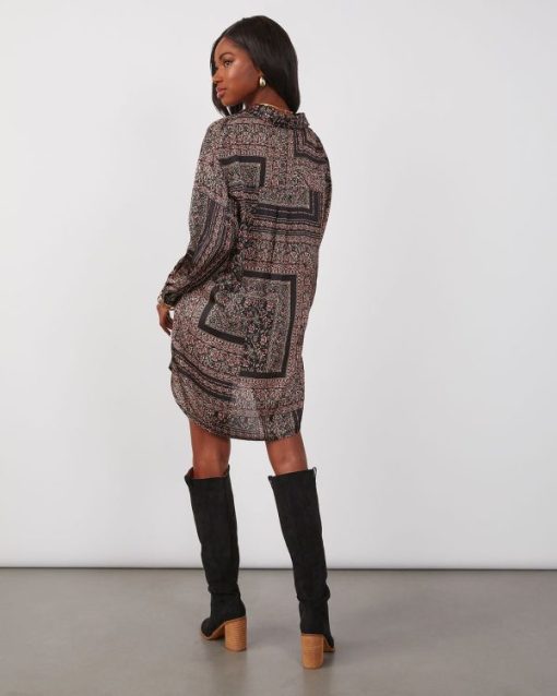 Theoutfitmarket.shop3a1994a065 3