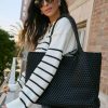 Theoutfitmarket.shop485f340181 1