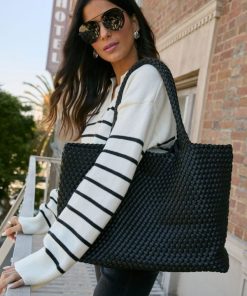 Theoutfitmarket.shop485f340181 1