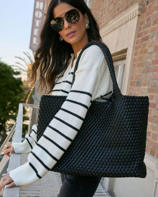 Theoutfitmarket.shop485f340181 1