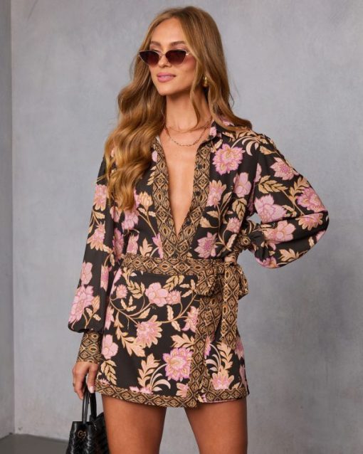 Theoutfitmarket.shop493122ee9c 5
