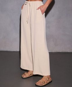 Theoutfitmarket.shop497140c9fa 1