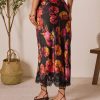 Theoutfitmarket.shop4bbde747ce 4