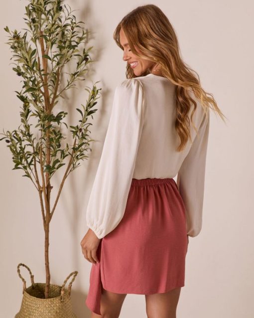 Theoutfitmarket.shop51ee782cd7 4
