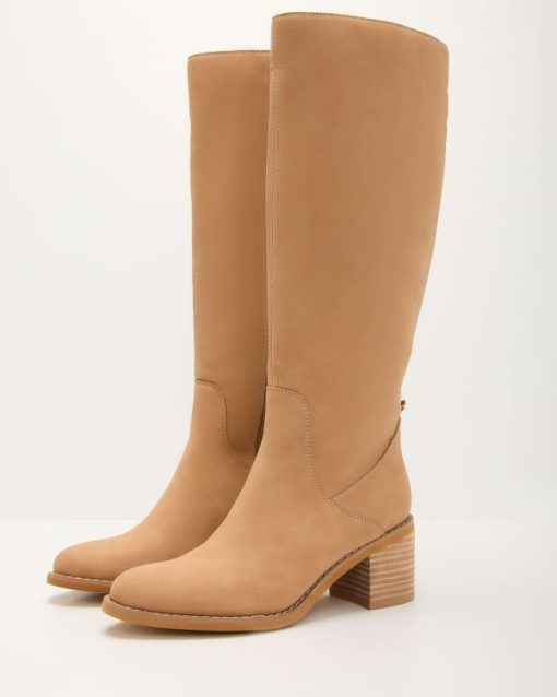 Theoutfitmarket.shop521df3b470 2