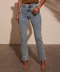 Theoutfitmarket.shop54990b5f70 2
