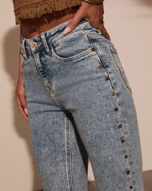 Theoutfitmarket.shop54990b5f70 6