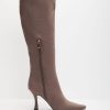 Theoutfitmarket.shop55ee95d215 8