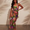 Theoutfitmarket.shop571e052256 9