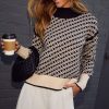Theoutfitmarket.shop5b0ea4f24b 3