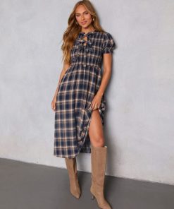 Theoutfitmarket.shop5bb52e2324 1