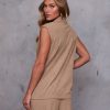 Theoutfitmarket.shop5e6ad3e4b9 4