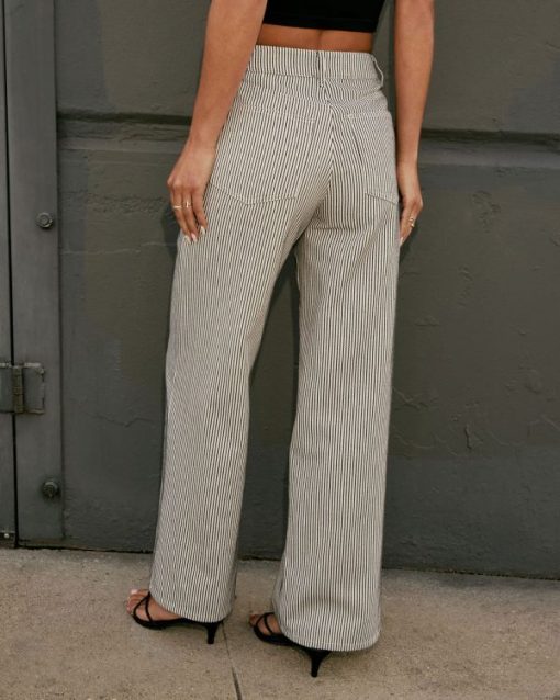 Theoutfitmarket.shop691e96af21 4