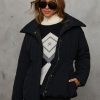 Theoutfitmarket.shop7080d049dc 3