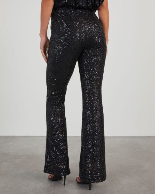 Theoutfitmarket.shop8b57155281 9