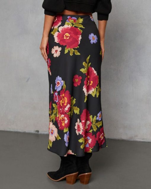 Theoutfitmarket.shop8e3ab49107 4