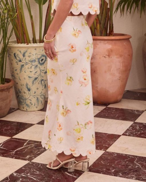 Theoutfitmarket.shop9736b39bc8 4