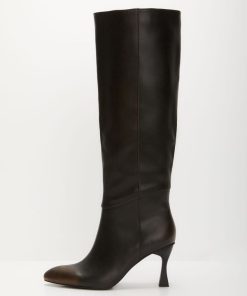Theoutfitmarket.shop9cc7a12368 2
