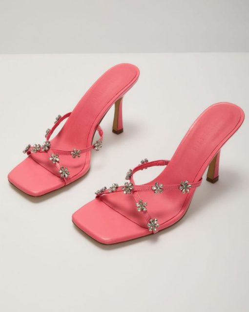 Theoutfitmarket.shopa378f095e4 2