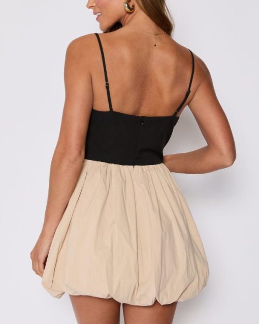 Theoutfitmarket.shopbf4f44d842 4