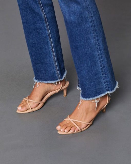 Theoutfitmarket.shopc7d986f644 6