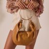 Theoutfitmarket.shopd19ff91de6 5