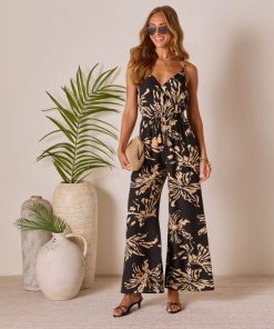 Theoutfitmarket.shopdac13be323 1