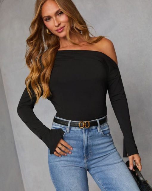 Theoutfitmarket.shope1428e64fc 3