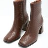 Theoutfitmarket.shope1c53bc99f 2