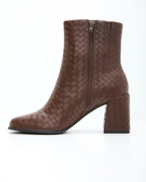 Theoutfitmarket.shope1c53bc99f 3