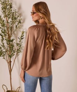 Theoutfitmarket.shope37c3bf05d 2