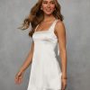 Theoutfitmarket.shope8092c5fc8 3