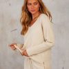 Theoutfitmarket.shopf2404fa06a 12