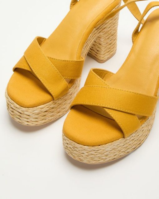 Theoutfitmarket.shopf2c3ba5690 12