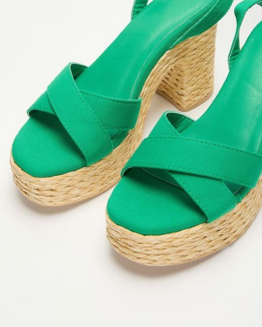 Theoutfitmarket.shopf2c3ba5690 6