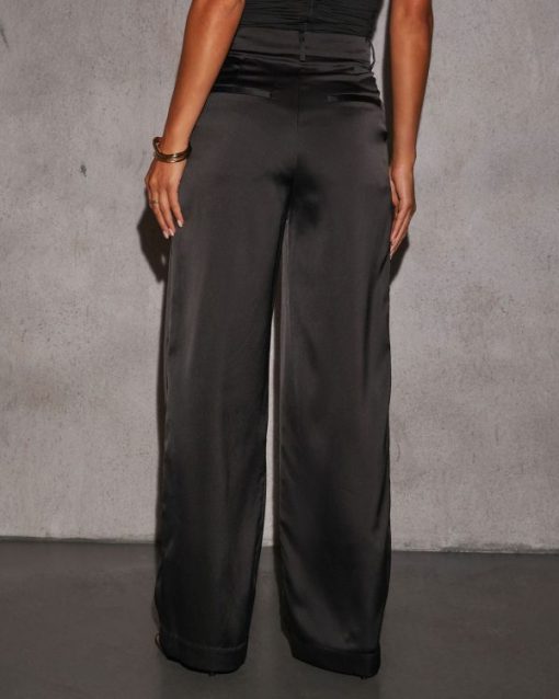 Theoutfitmarket.shopf688654c35 2