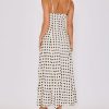 Theoutfitmarket.shopfe1de98c81 4